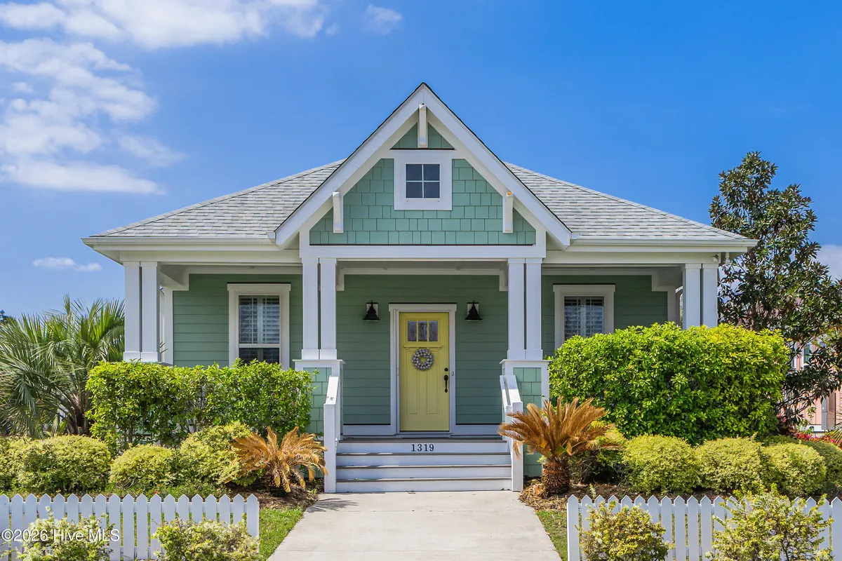 Property Slideshow image 1 of 31 | 1319 star grass way, Leland, NC, 28451