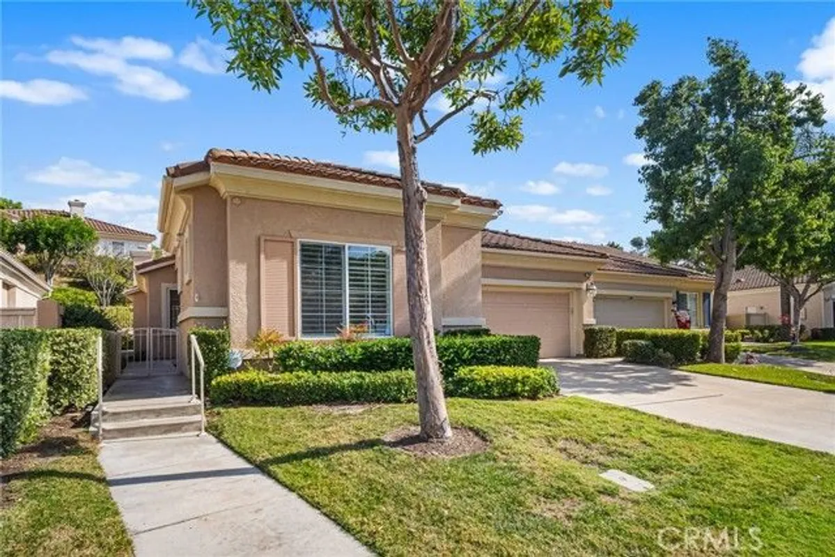 Property Slideshow image 1 of 62 | 21564 marana, Mission Viejo, CA, 92692