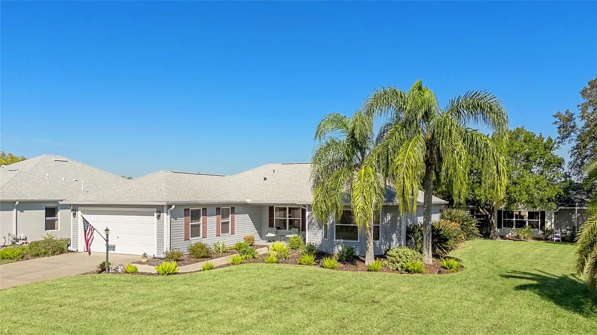 Property Slideshow image 1 of 38 | 3073 riverdale rd, The Villages, FL, 32162
