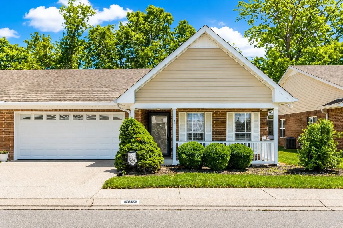 Property Slideshow image 1 of 6 | 420 forest glen cir, Murfreesboro, TN, 37128