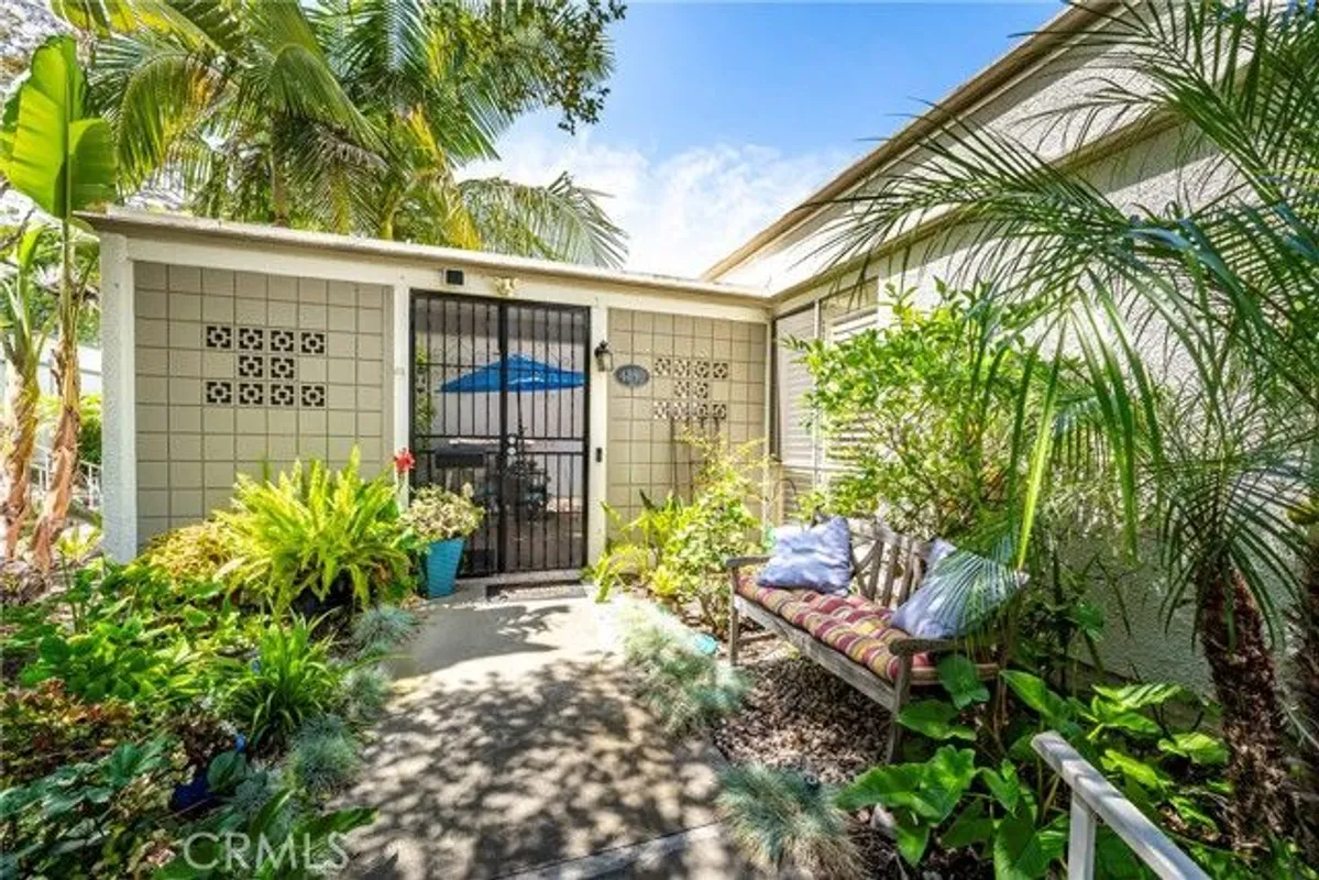 Property Slideshow image 1 of 36 | 489 calle cadiz d, Laguna Woods, CA, 92637