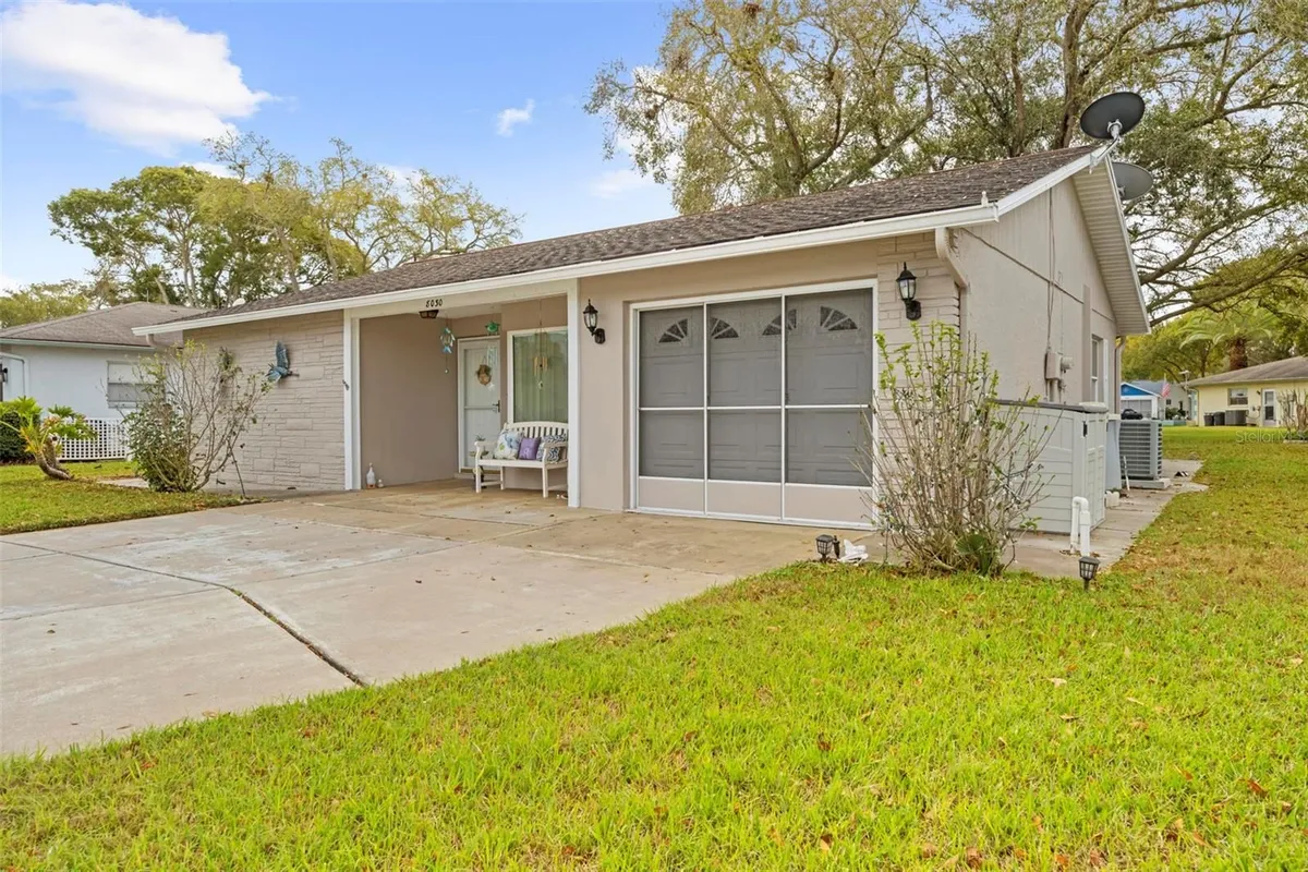 Property Slideshow image 1 of 34 | 8030 gleneagle dr, Port Richey, FL, 34668