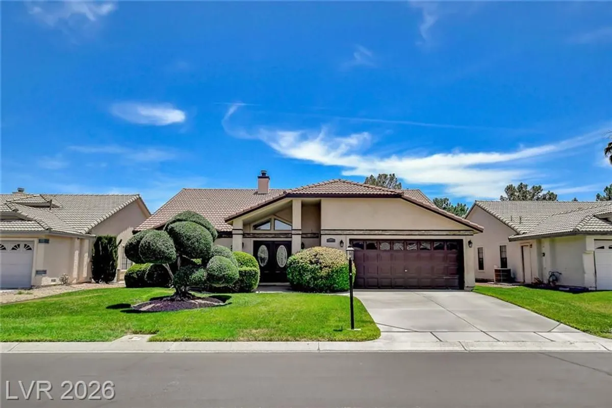 Property Slideshow image 1 of 89 | 5128 linkside dr, Las Vegas, NV, 89130