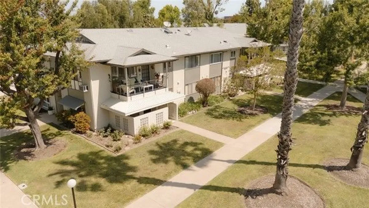 Property Slideshow image 1 of 54 | 1900 mckinney way 22f m15, Seal Beach, CA, 90740