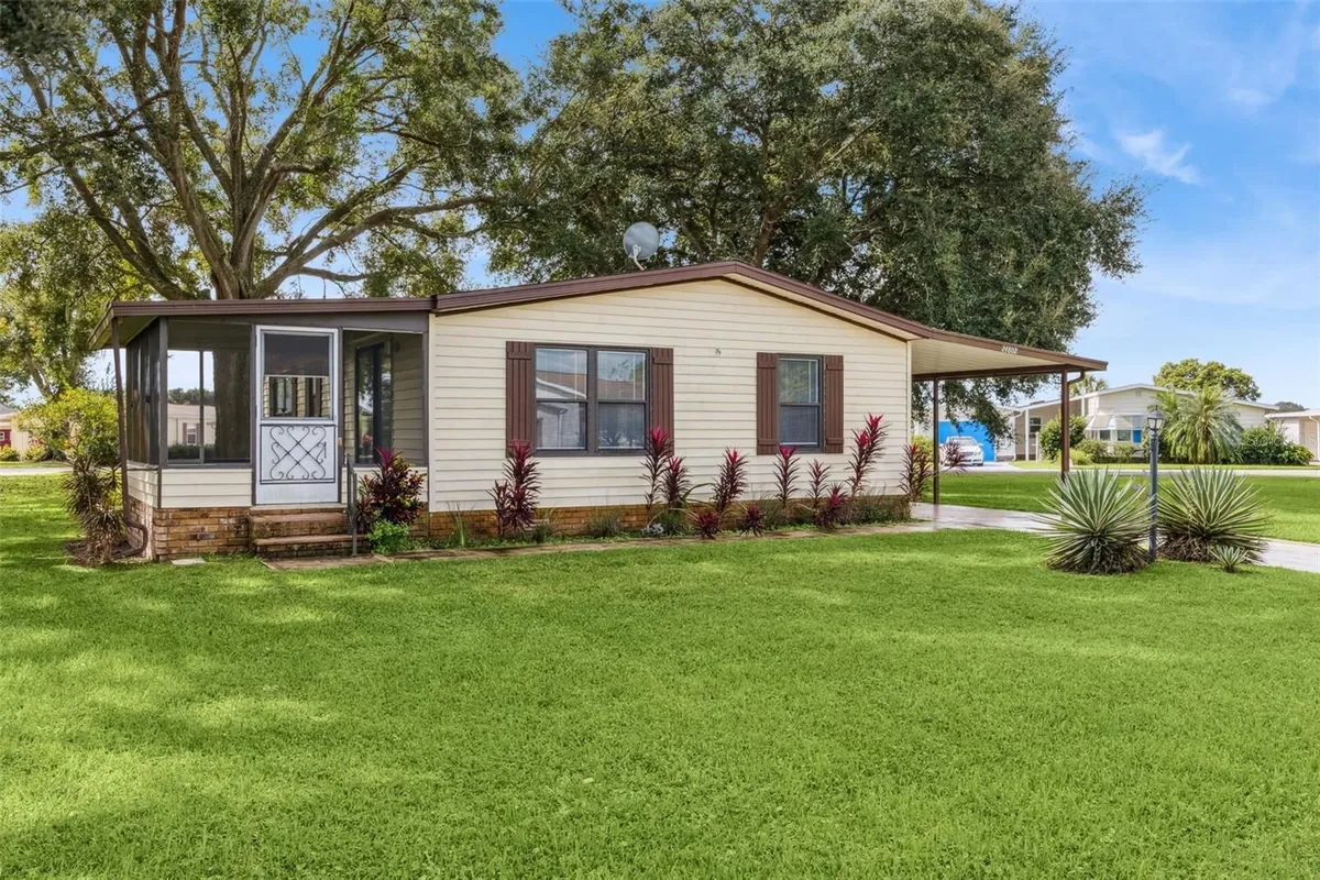 Property Slideshow image 1 of 42 | 24802 pine hl, Leesburg, FL, 34748