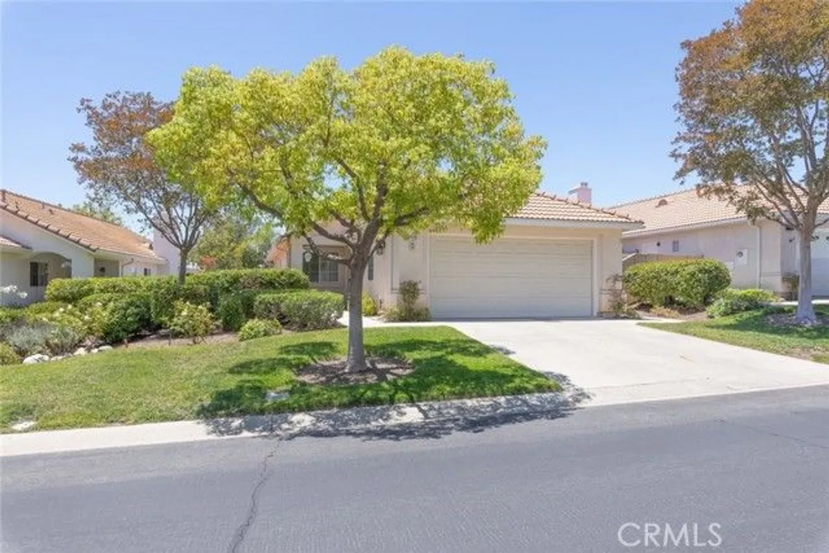 Property Slideshow image 1 of 34 | 23910 via astuto, Murrieta, CA, 92562