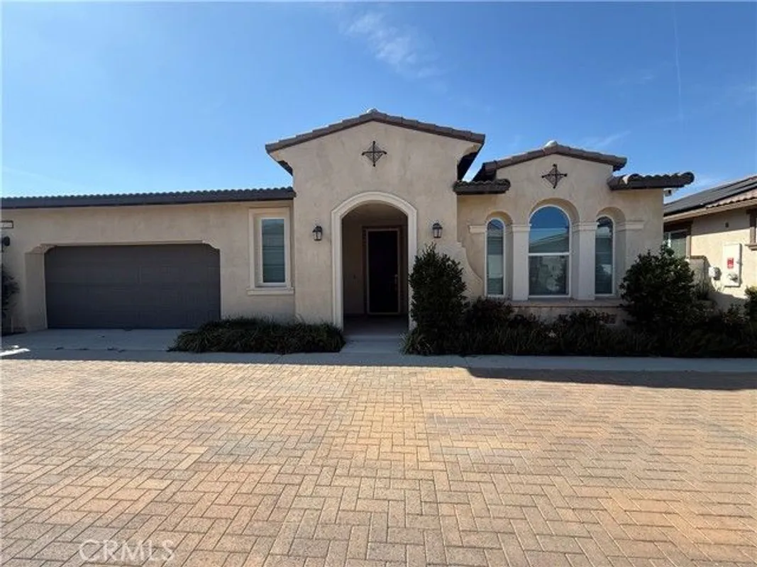 Property Slideshow image 1 of 21 | 4224 e sonrisa privado, Ontario, CA, 91761