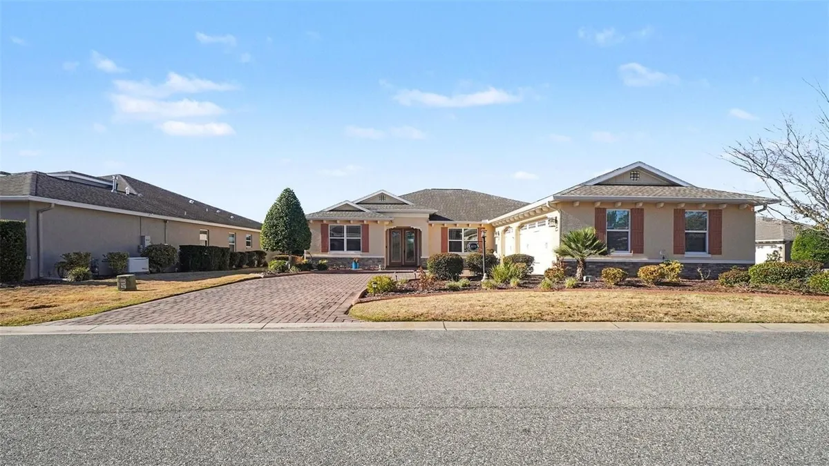 Property Slideshow image 1 of 26 | 8572 sw 94th cir, Ocala, FL, 34481