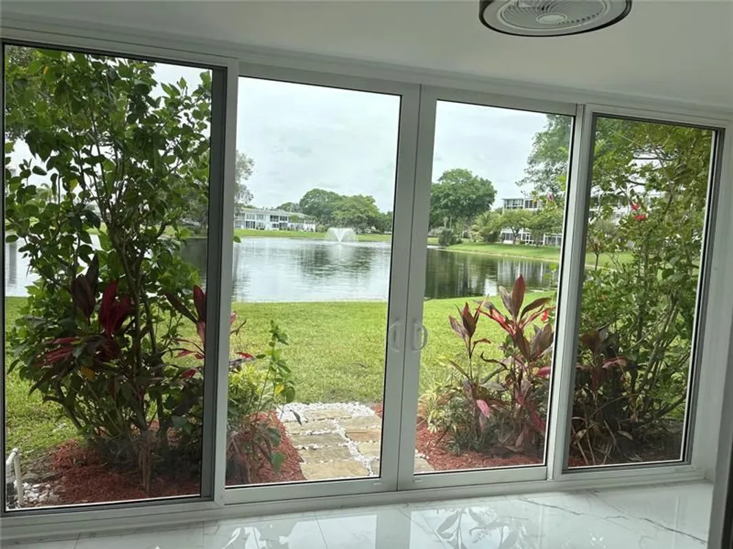 Property Slideshow image 1 of 59 | 1021 farnham o # 1021, Deerfield Beach, FL, 33442