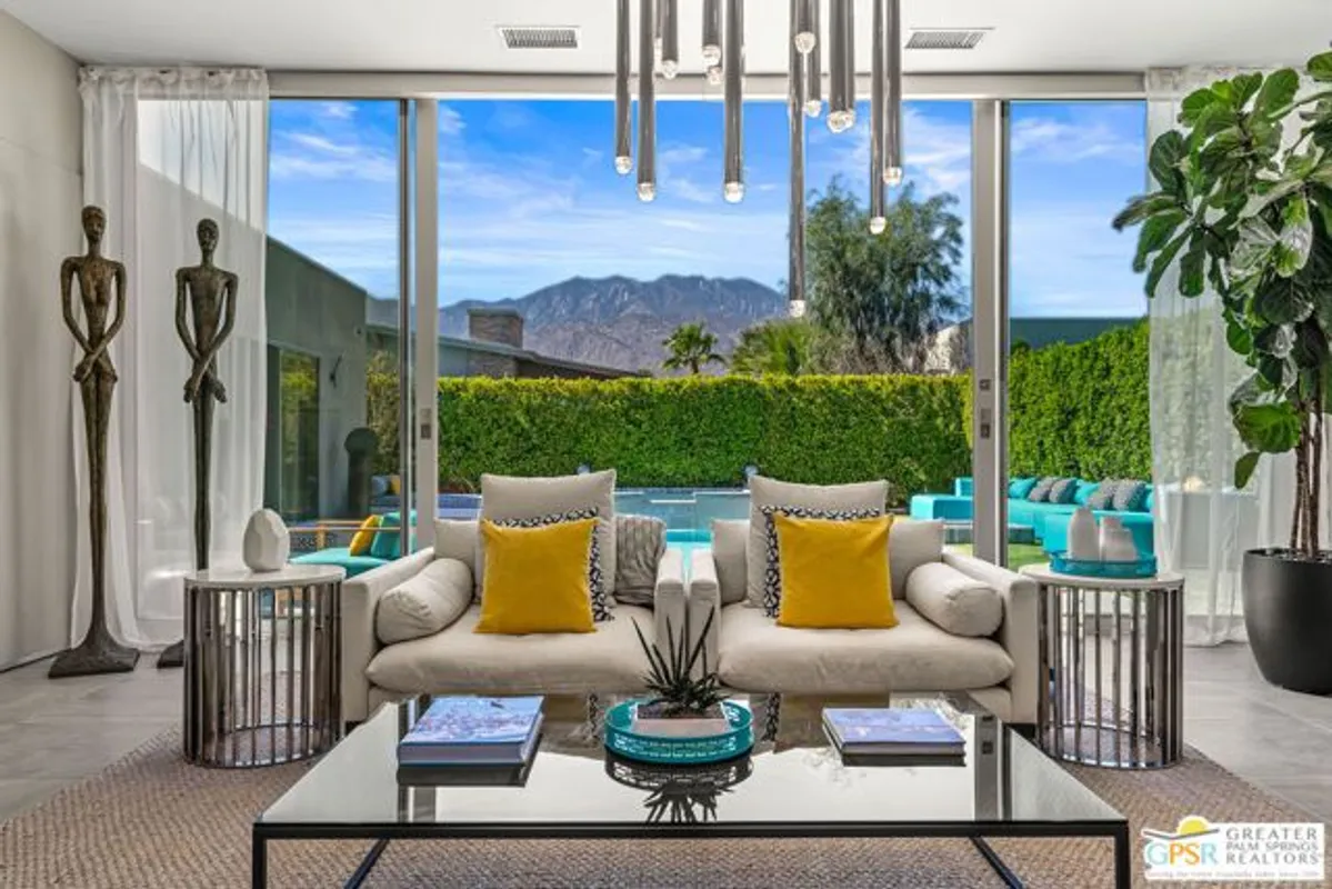 Property Slideshow image 1 of 61 | 623 bliss way, Palm Springs, CA, 92262