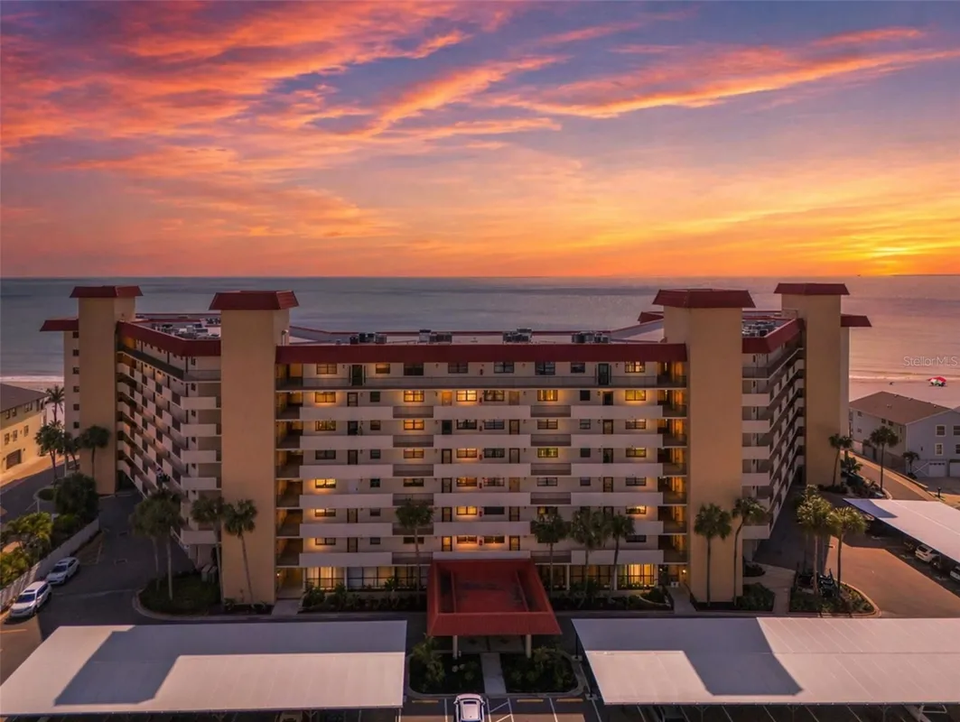 Property Slideshow image 1 of 33 | 18304 gulf blvd 105, Redington Shores, FL, 33708