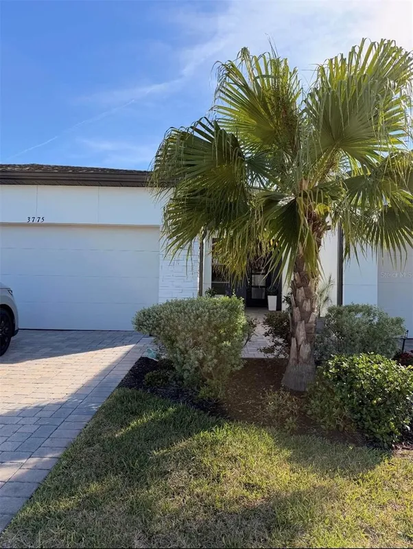 Property Slideshow image 1 of 37 | 3775 maxwell park dr 3775, Sun City Center, FL, 33573