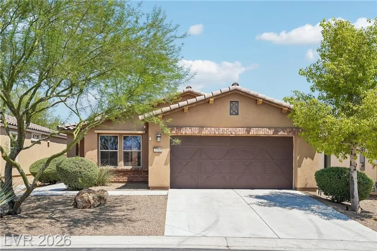Property Slideshow image 1 of 49 | 3752 garnet heights ave, North Las Vegas, NV, 89081