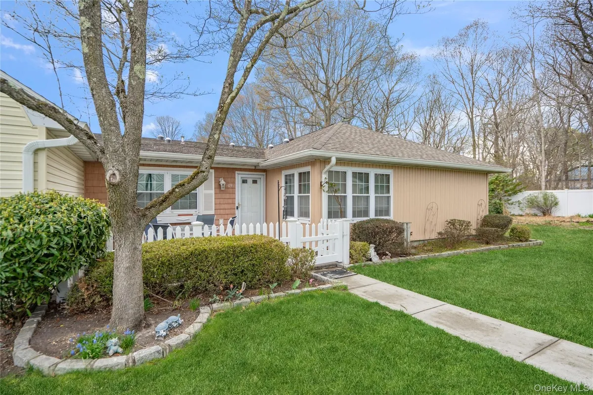 Property Slideshow image 1 of 45 | 109 revere dr, Islip, NY, 11782
