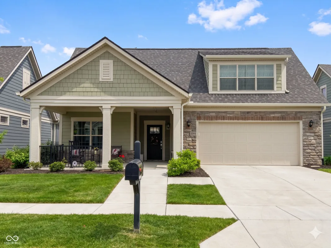 Property Slideshow image 1 of 45 | 2895 twain dr, Carmel, IN, 46033