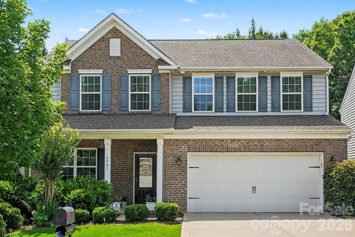 Property Slideshow image 1 of 46 | 6961 liverpool ct, Indian Land, SC, 29707