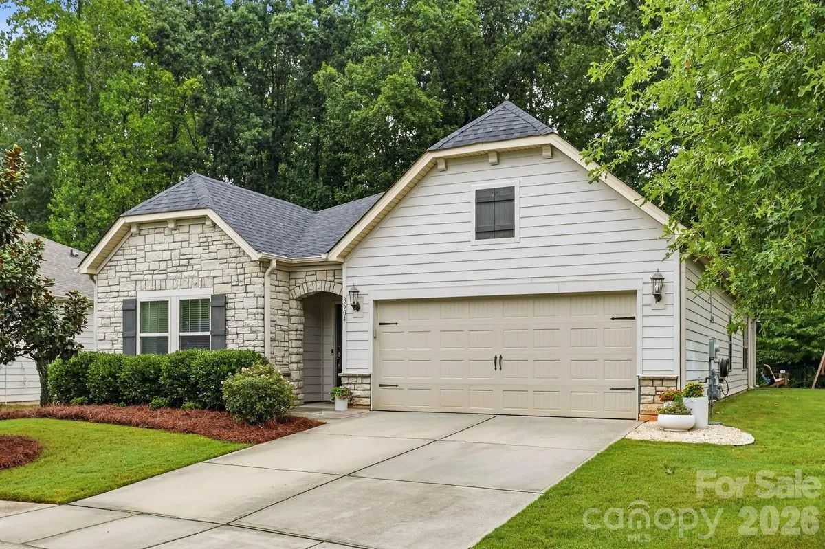 Property Slideshow image 1 of 46 | 8504 pennegrove cir, Charlotte, NC, 28214