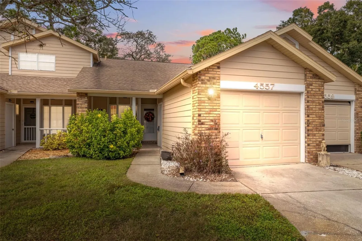 Property Slideshow image 1 of 23 | 4557 glen holw, New Port Richey, FL, 34653