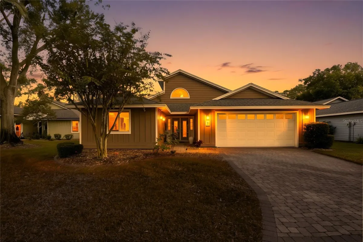Property Slideshow image 1 of 59 | 7 treetop trl, Ormond Beach, FL, 32174
