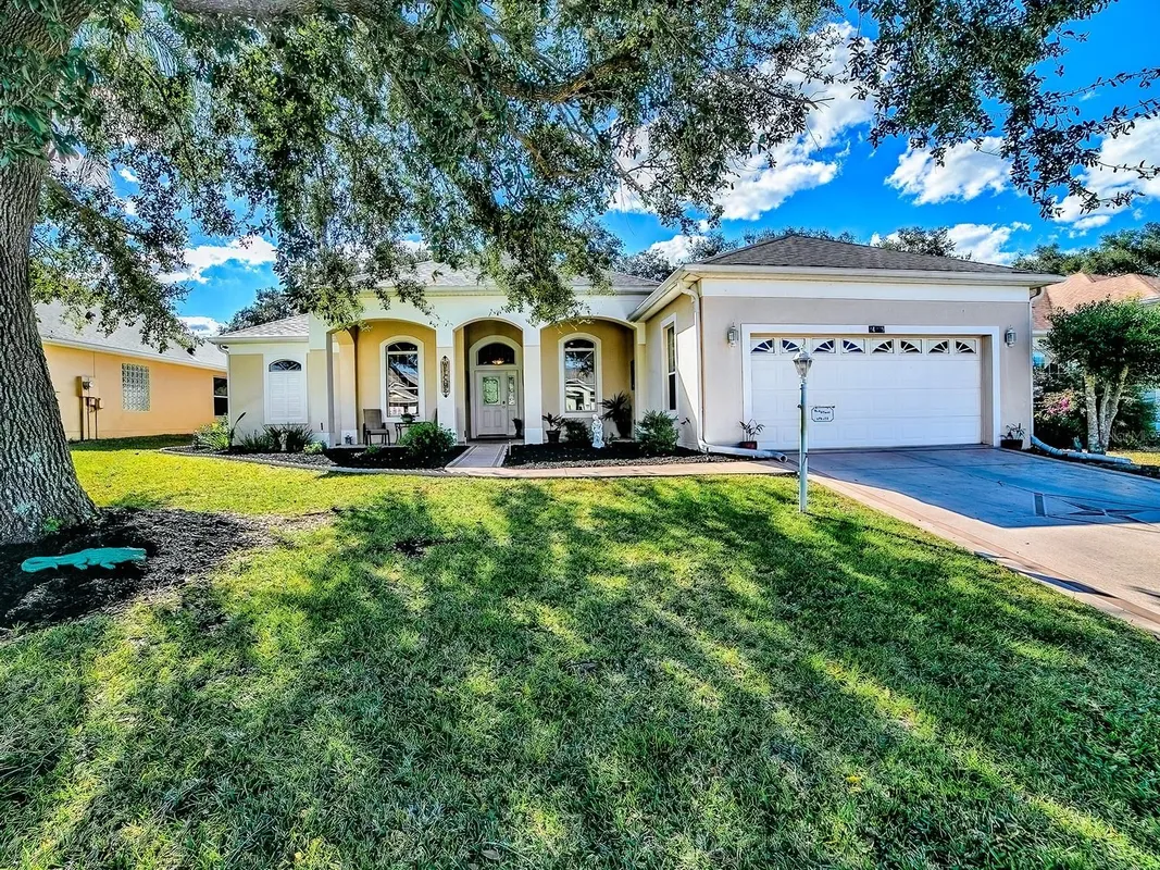 Property Slideshow image 1 of 38 | 24239 belle mede dr, Leesburg, FL, 34748