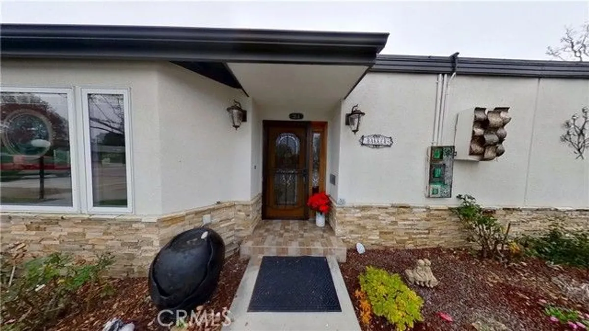 Property Slideshow image 1 of 27 | 1921 st john rd a., Seal Beach, CA, 90740