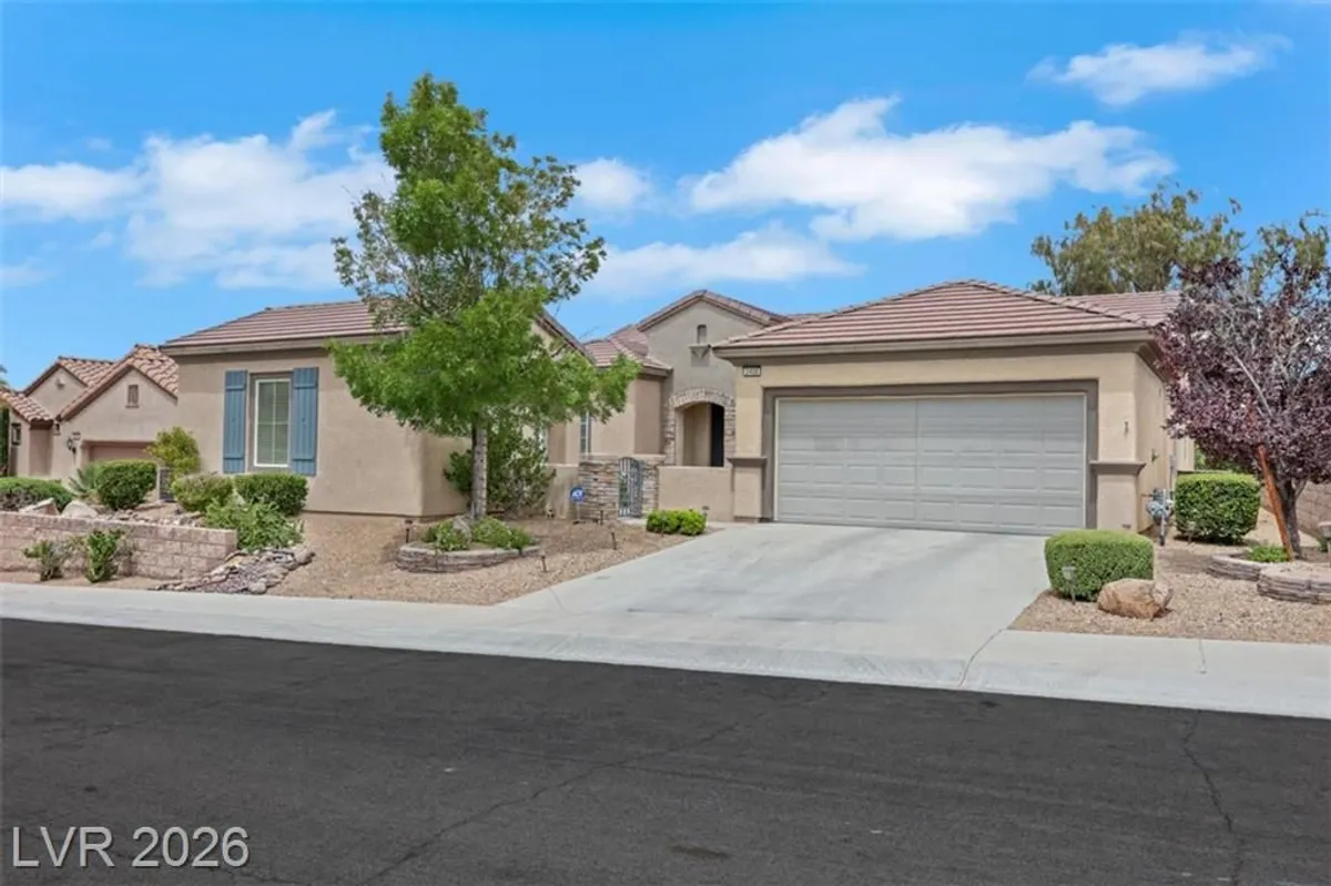 Property Slideshow image 1 of 37 | 2408 black river falls dr, Henderson, NV, 89044