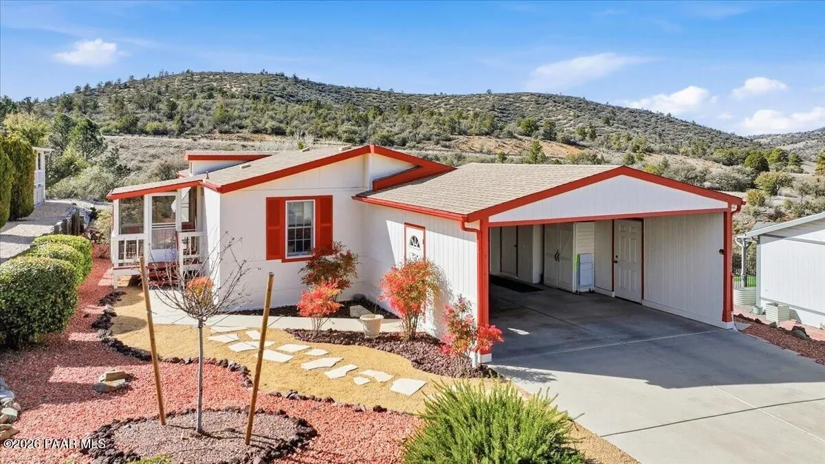 Property Slideshow image 1 of 36 | 1941 e mountain hollow dr, Prescott, AZ, 86301