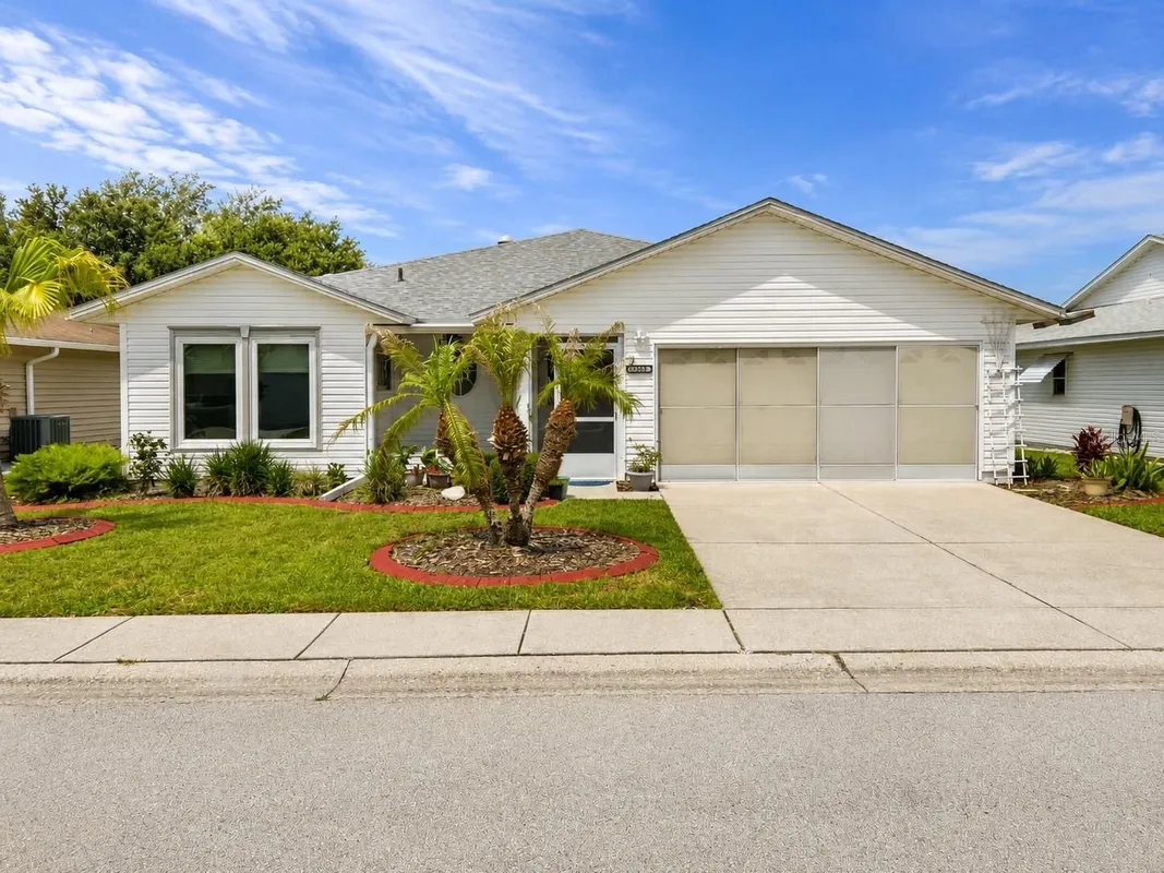Property Slideshow image 1 of 31 | 3526 innisbrook dr, Lakeland, FL, 33810