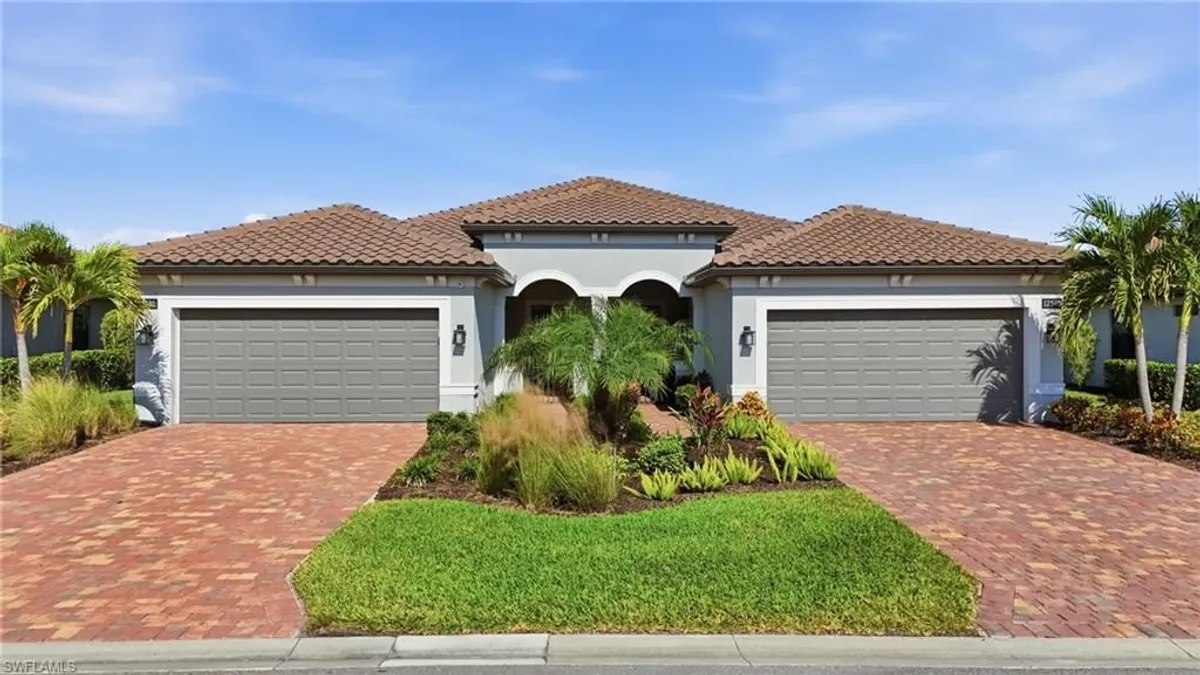 Property Slideshow image 1 of 47 | 12330 canal grande dr, Fort Myers, FL, 33913