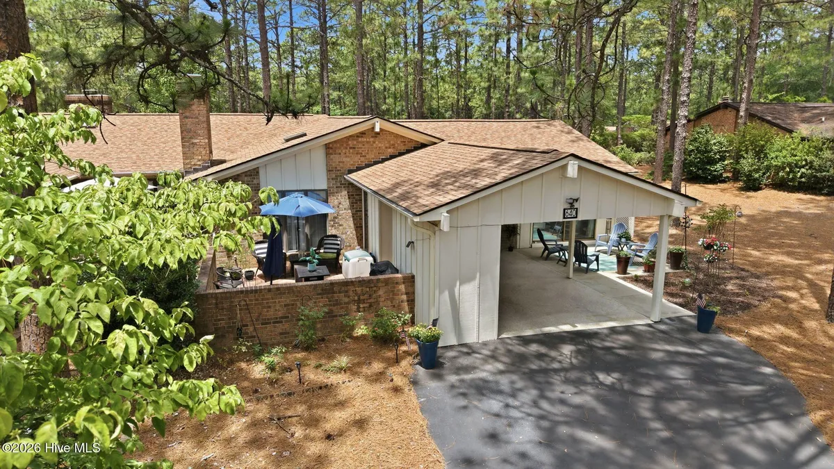 Property Slideshow image 1 of 53 | 640 redwood dr, Southern Pines, NC, 28387