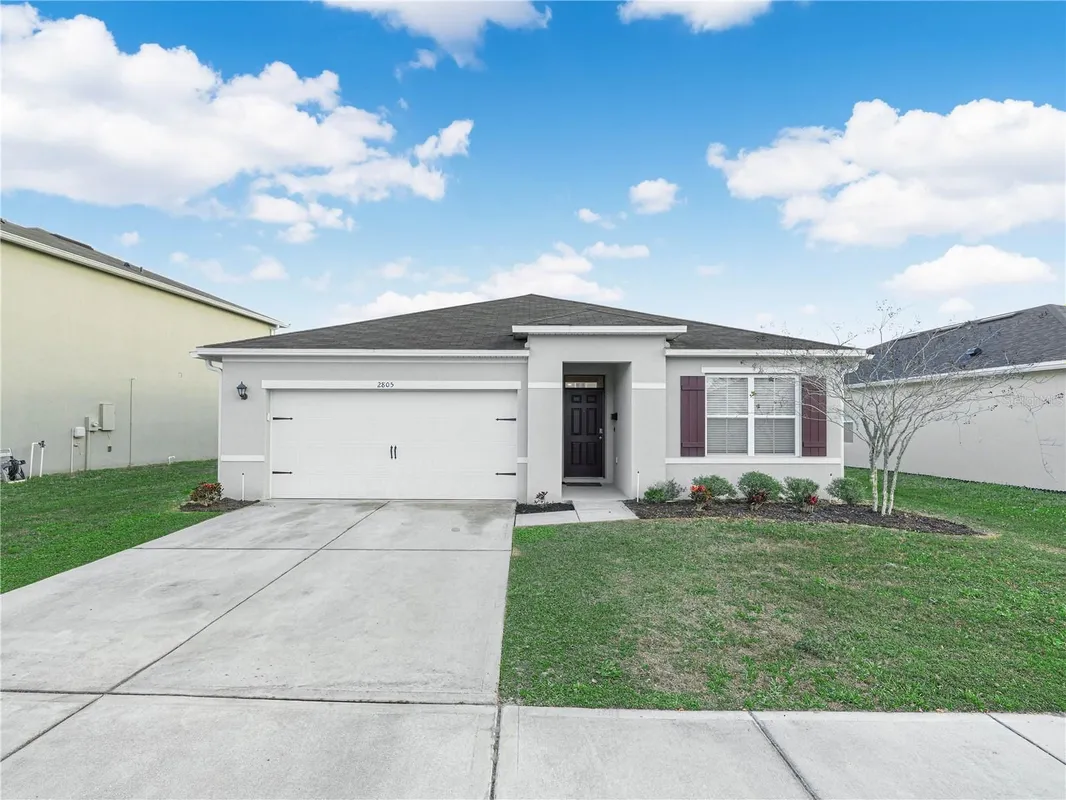 Property Slideshow image 1 of 26 | 2805 grandbury grove rd, Lakeland, FL, 33811