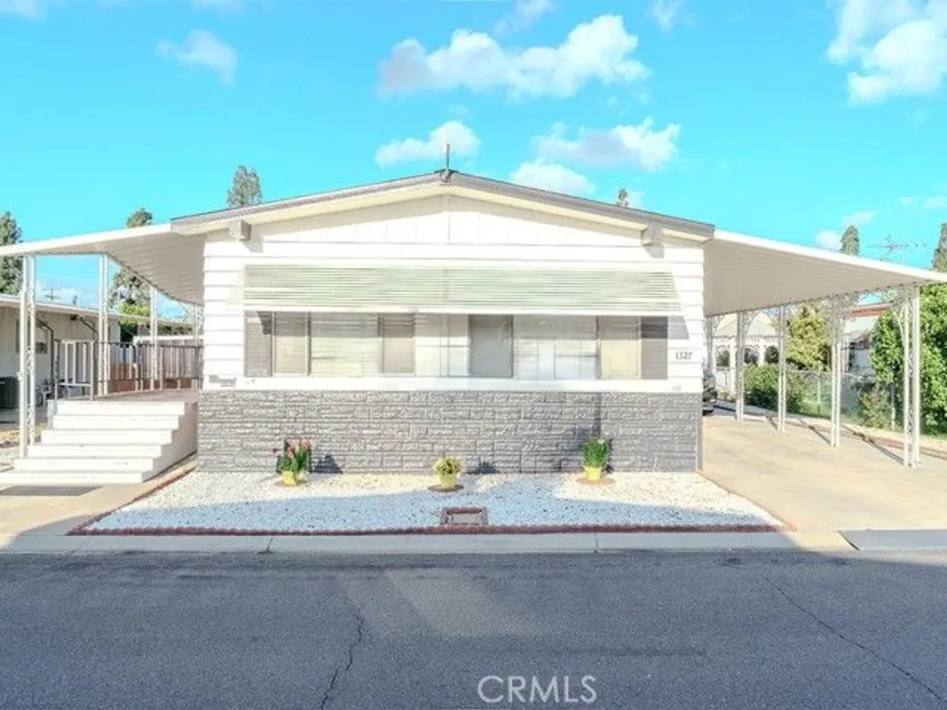 Property Slideshow image 1 of 21 | 1327 woodbrook way, Corona, CA, 92882