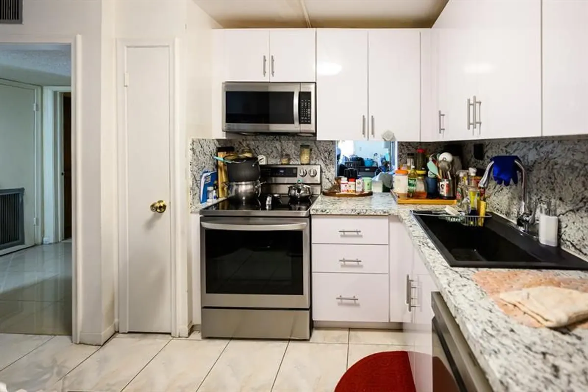 Property Slideshow image 1 of 9 | 2060 nw 48th ter 101, Lauderhill, FL, 33313