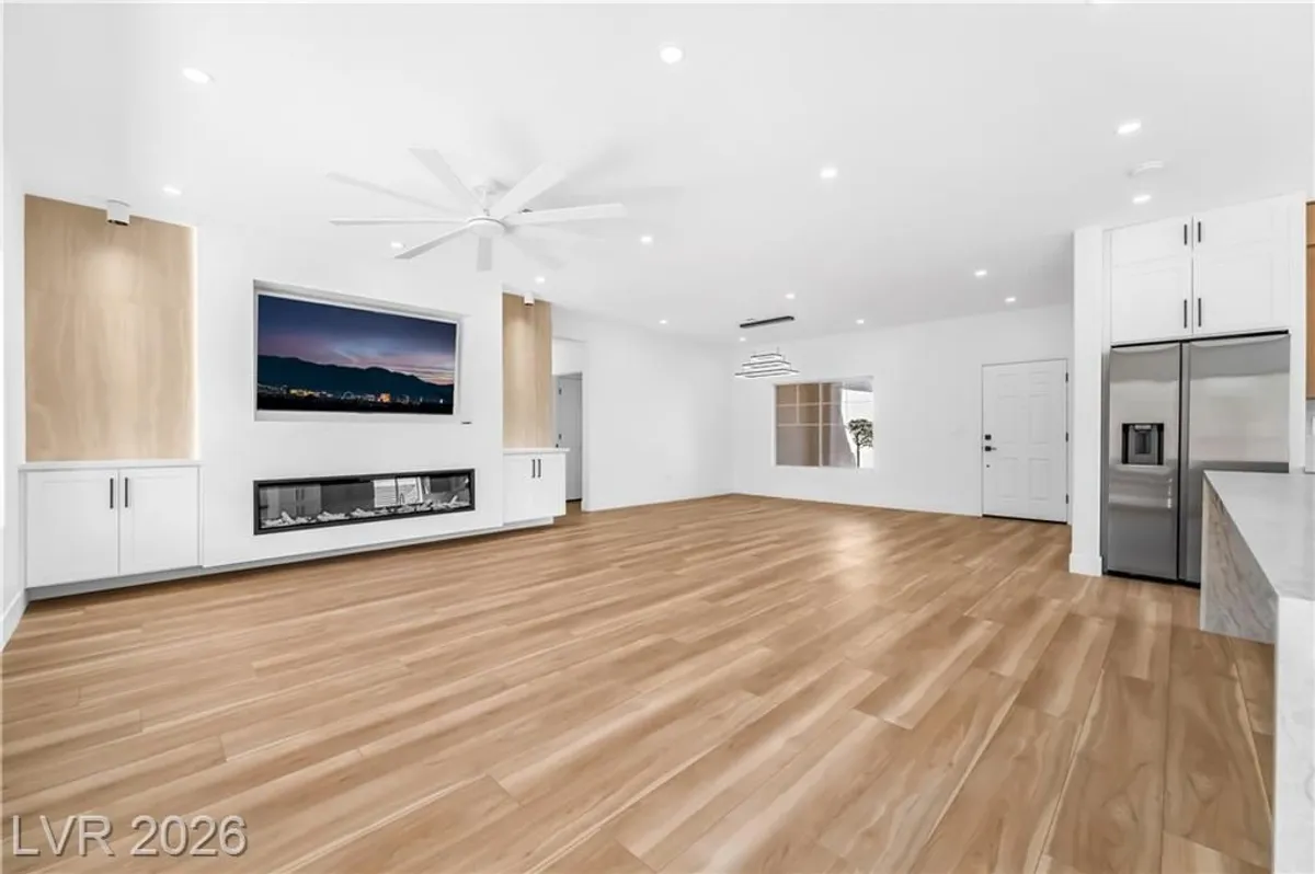 Property Slideshow image 1 of 38 | 2537 terrytown ave, Henderson, NV, 89052