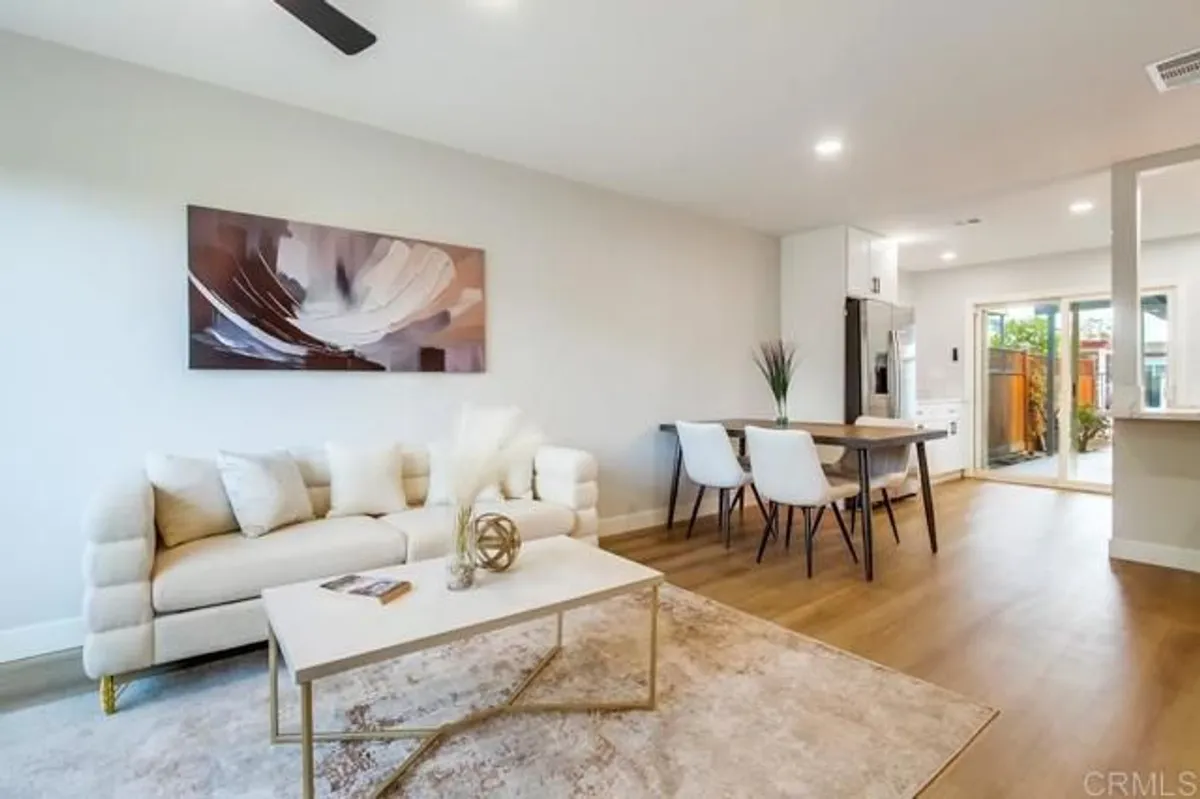 Property Slideshow image 1 of 39 | 3839 vista campana 6, Oceanside, CA, 92057