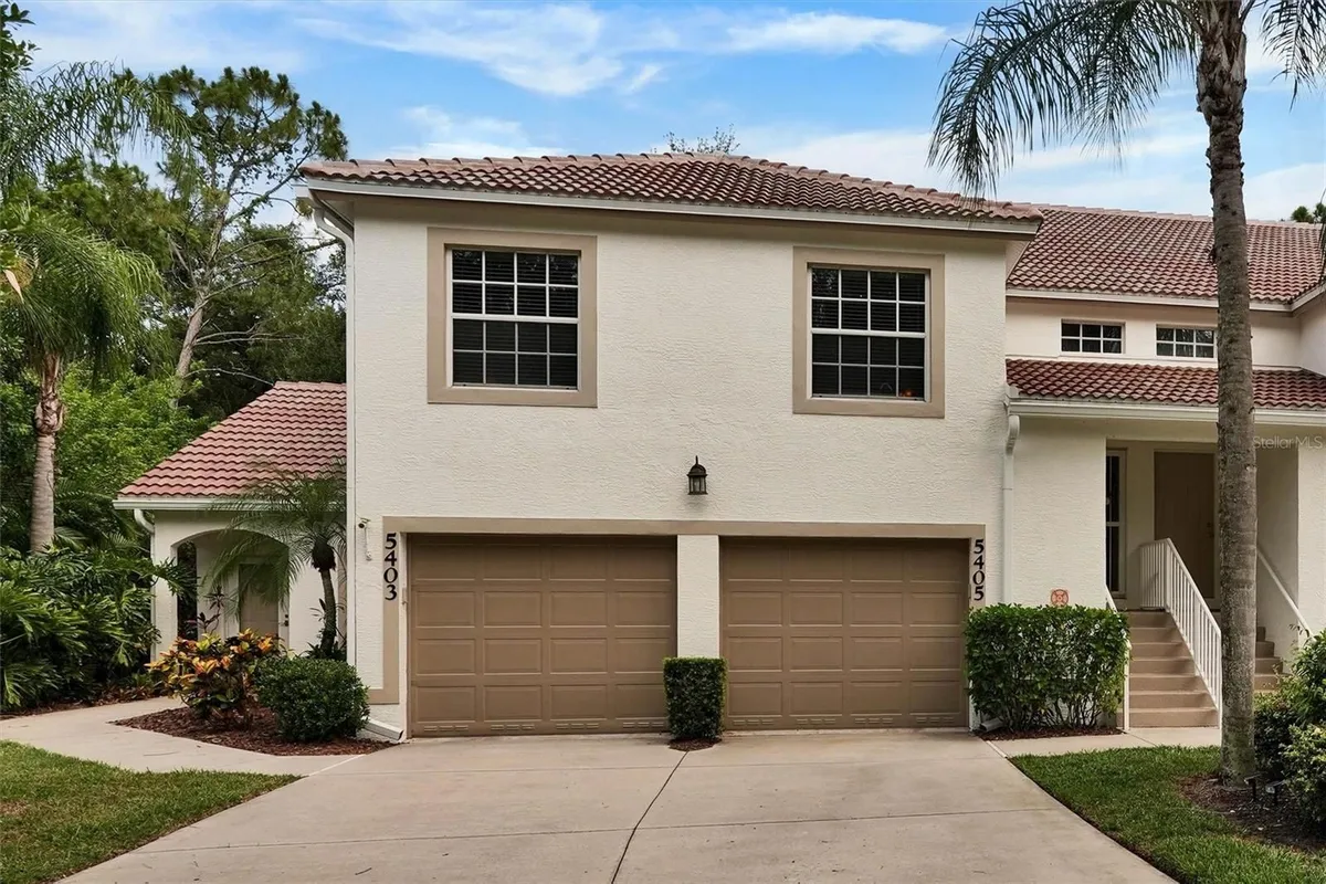 Property Slideshow image 1 of 30 | 5405 stoneybrook ln, Bradenton, FL, 34203