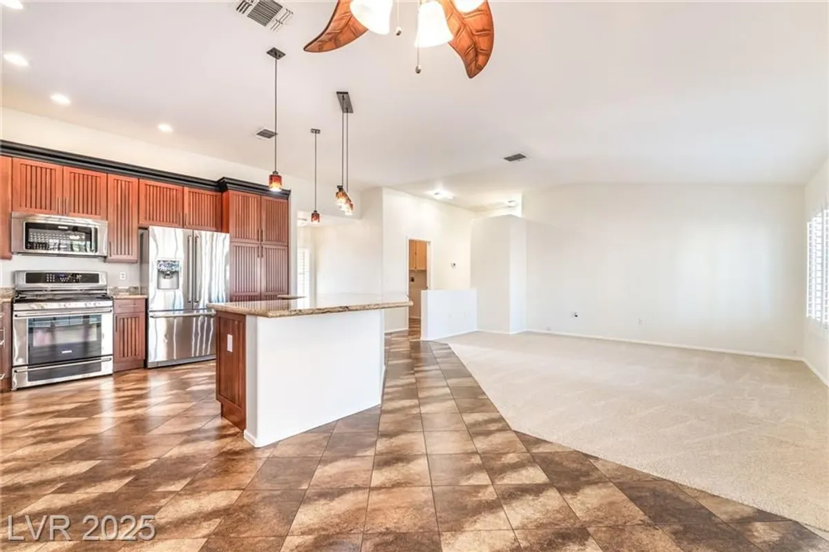 Property Slideshow image 1 of 33 | 445 golden state st, Henderson, NV, 89012