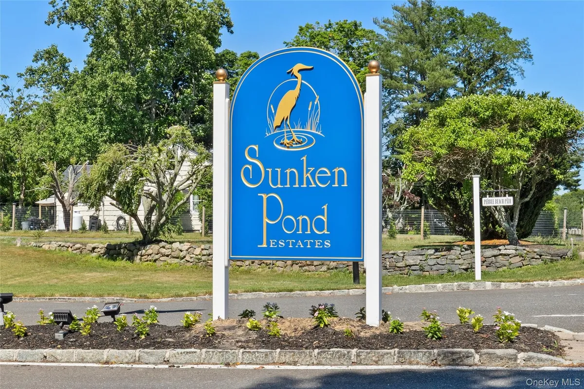 Property Slideshow image 1 of 29 | 2803 pebble beach path, Riverhead, NY, 11901