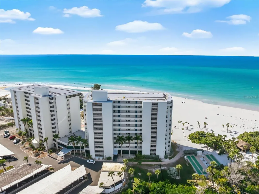 Property Slideshow image 1 of 58 | 19 whispering sands dr 1204, Sarasota, FL, 34242