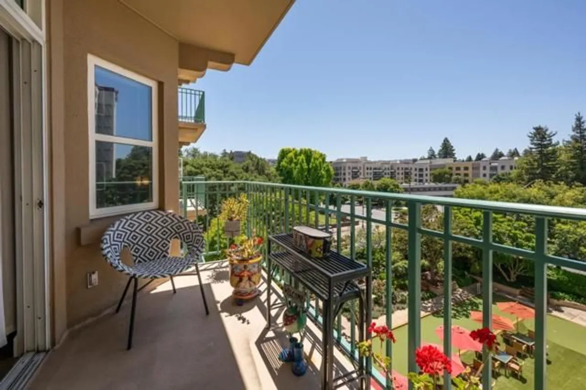 Property Slideshow image 1 of 17 | , San Mateo, CA, 94401