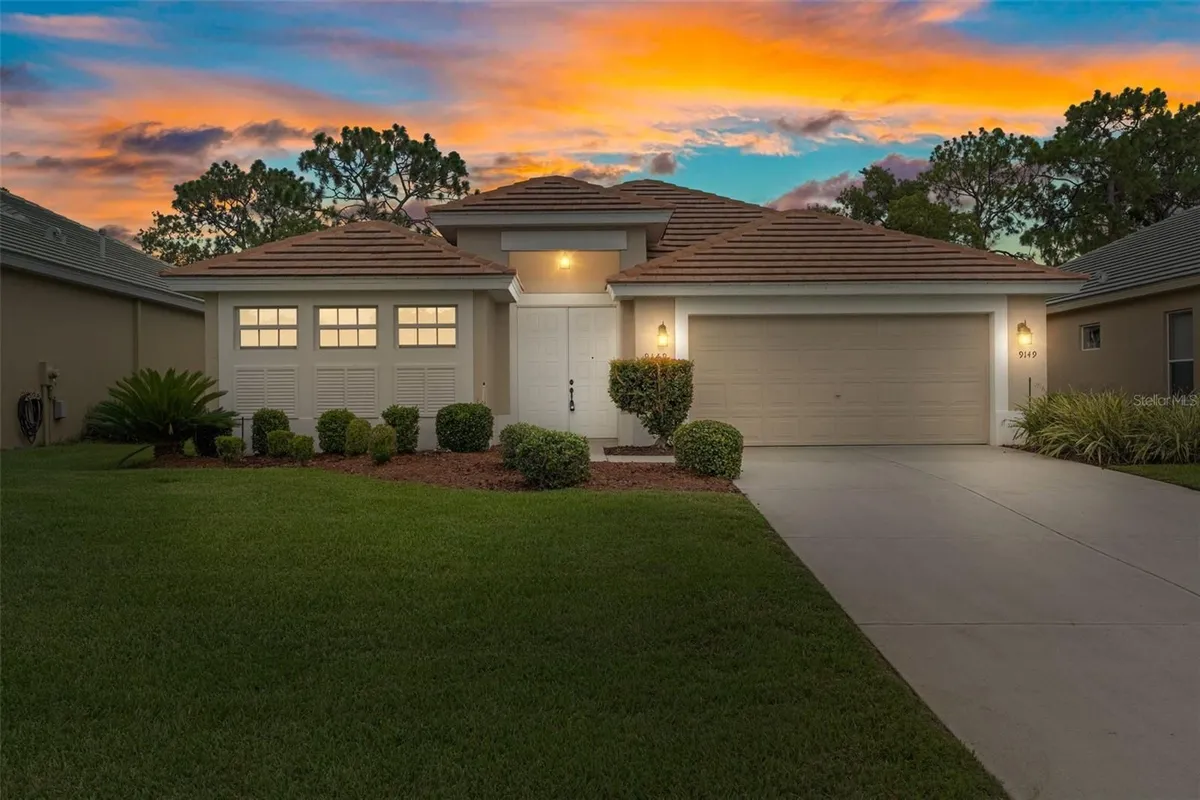 Property Slideshow image 1 of 71 | 9149 penelope dr, Weeki Wachee, FL, 34613
