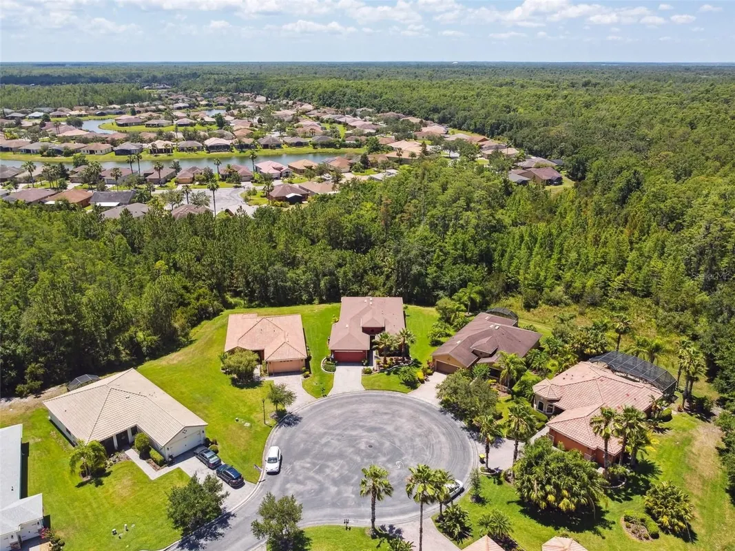 Property Slideshow image 1 of 52 | 806 ebb tide ln, Kissimmee, FL, 34759