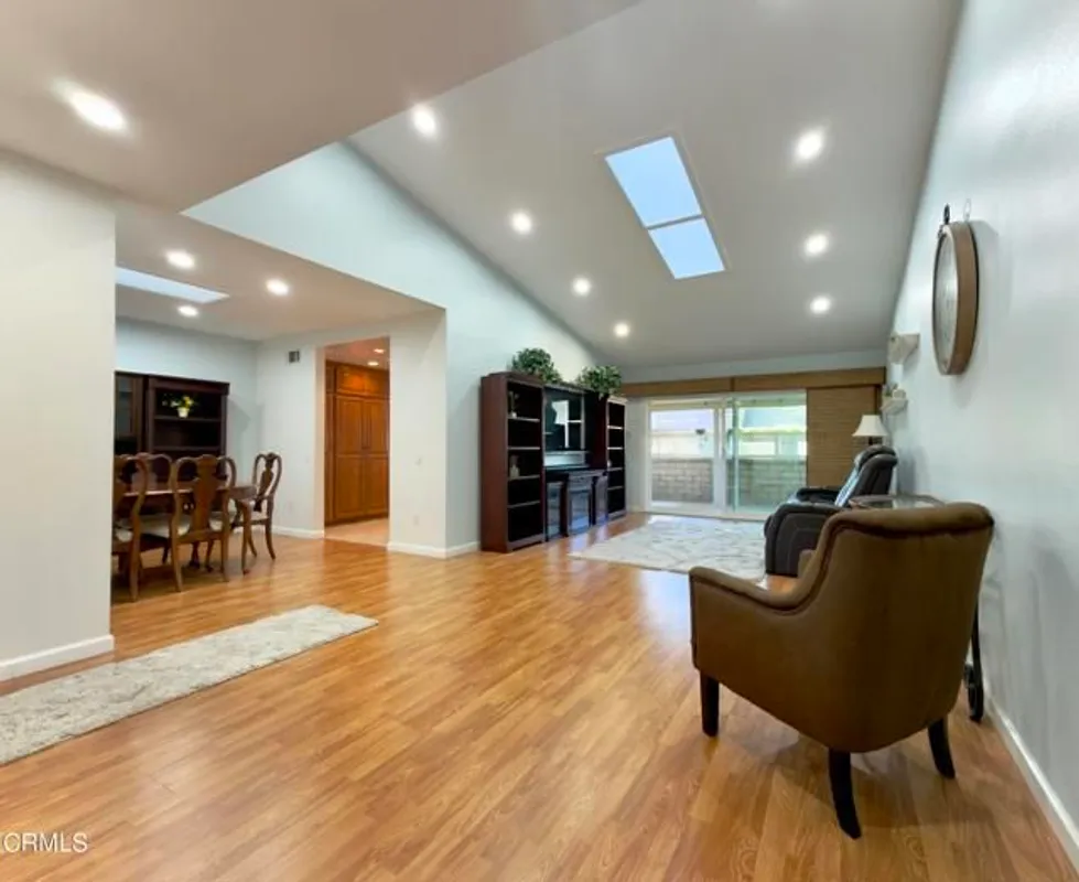 Property Slideshow image 1 of 52 | 33222 village 33 33, Camarillo, CA, 93012
