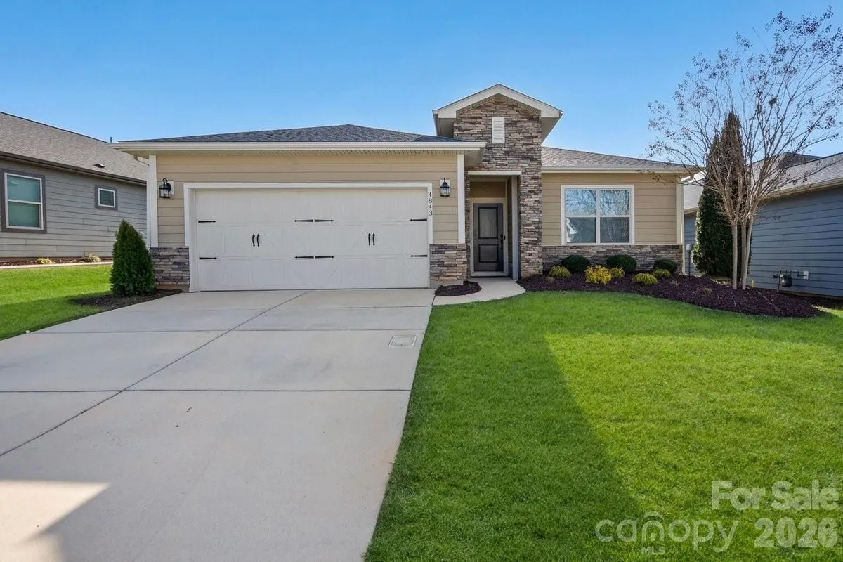 Property Slideshow image 1 of 48 | 4843 looking glass trl, Denver, NC, 28037