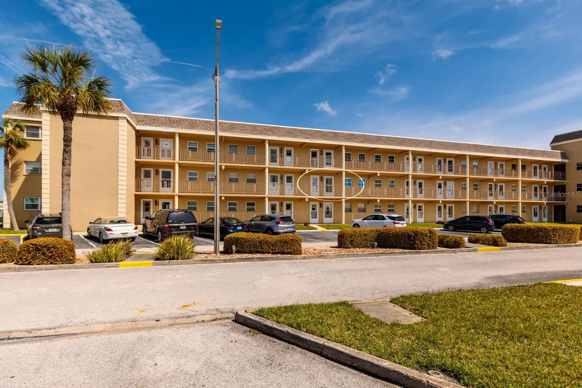Property Slideshow image 1 of 45 | 1 boca ciega point blvd 206, St Petersburg, FL, 33708