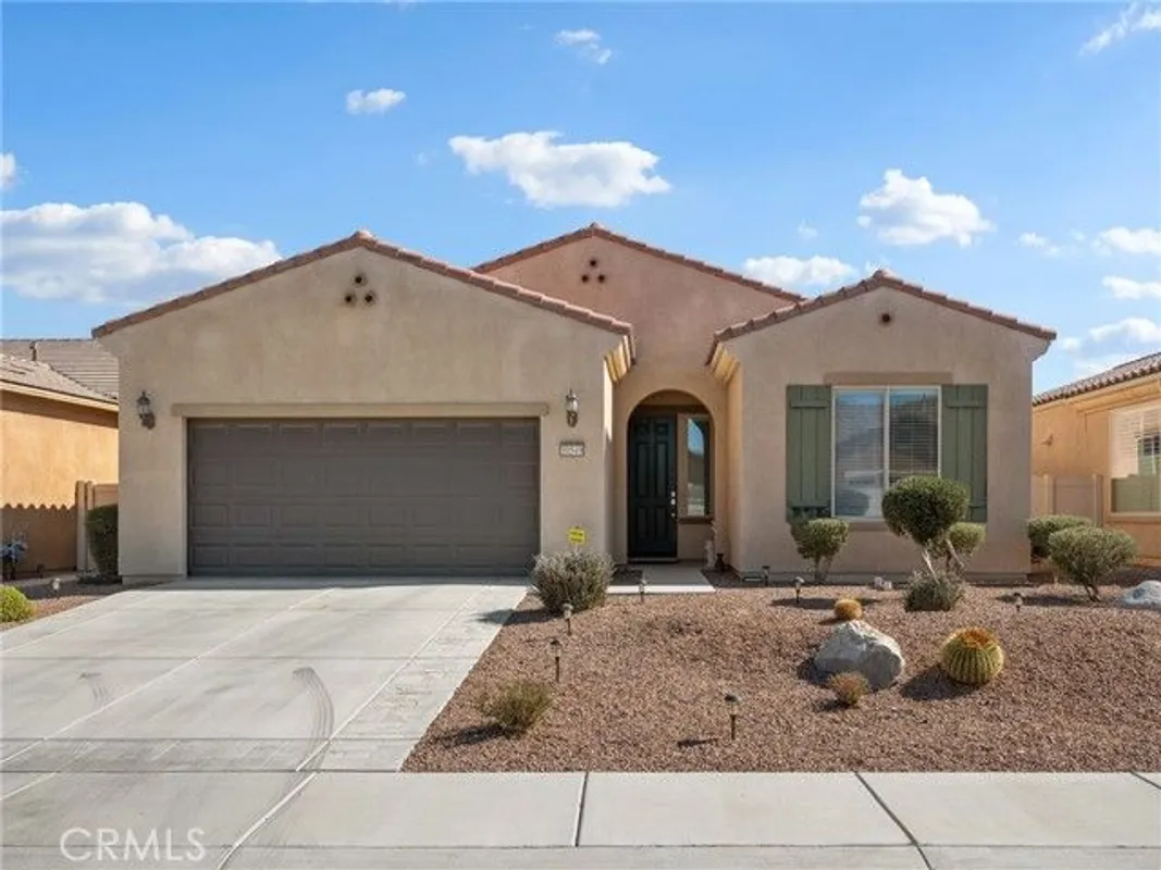 Property Slideshow image 1 of 31 | 10549 green valley rd, Apple Valley, CA, 92308
