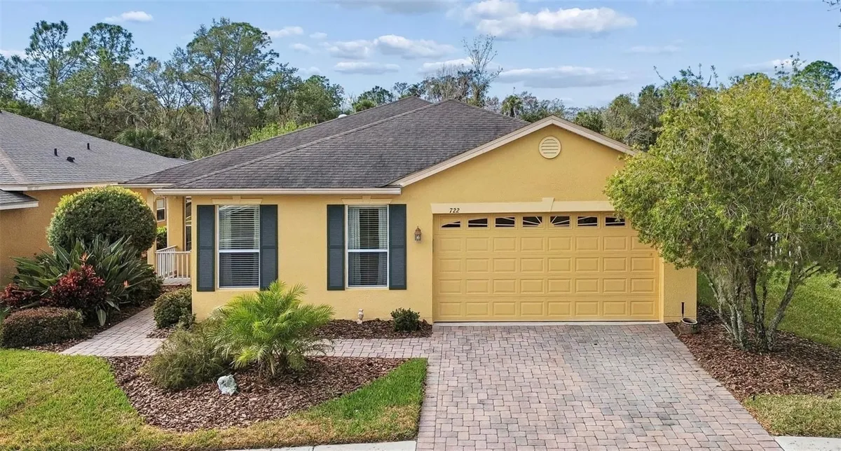 Property Slideshow image 1 of 62 | 722 portofino dr, Poinciana, FL, 34759