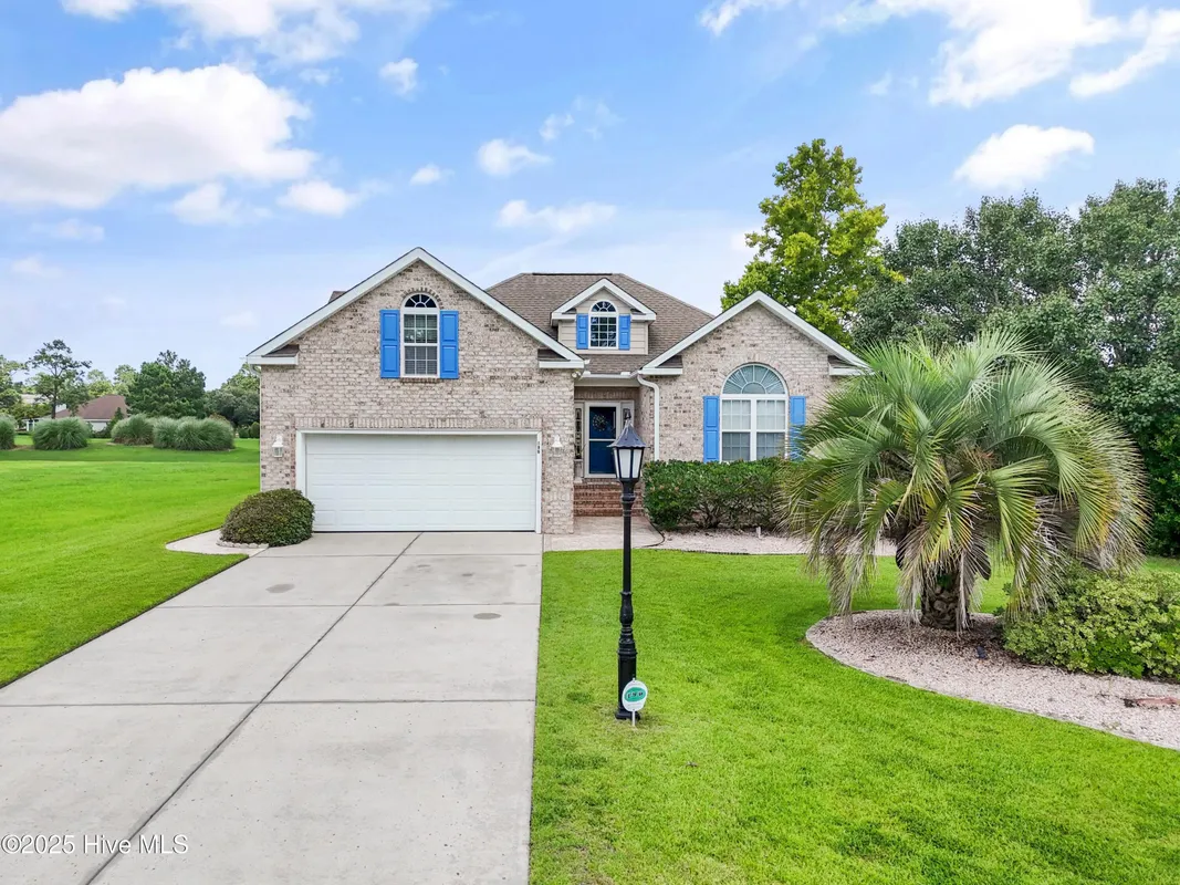 Property Slideshow image 1 of 51 | 186 ravennaside dr, Calabash, NC, 28467