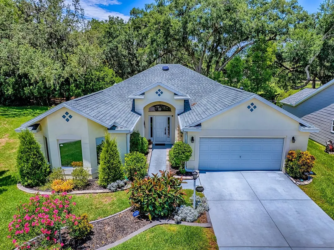 Property Slideshow image 1 of 56 | 17037 se 76th creekside cir, The Villages, FL, 32162