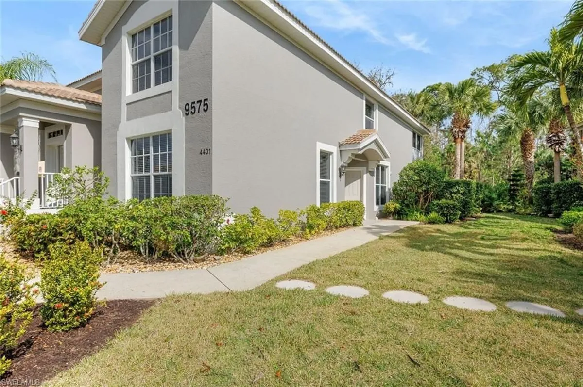Property Slideshow image 1 of 44 | 9575 hemingway ln 4401, Fort Myers, FL, 33913